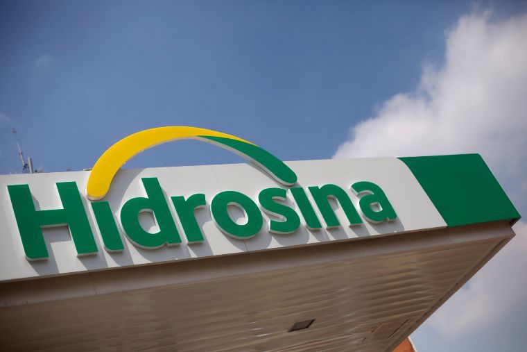 Hidrosina innova con su primera gasolinera solar